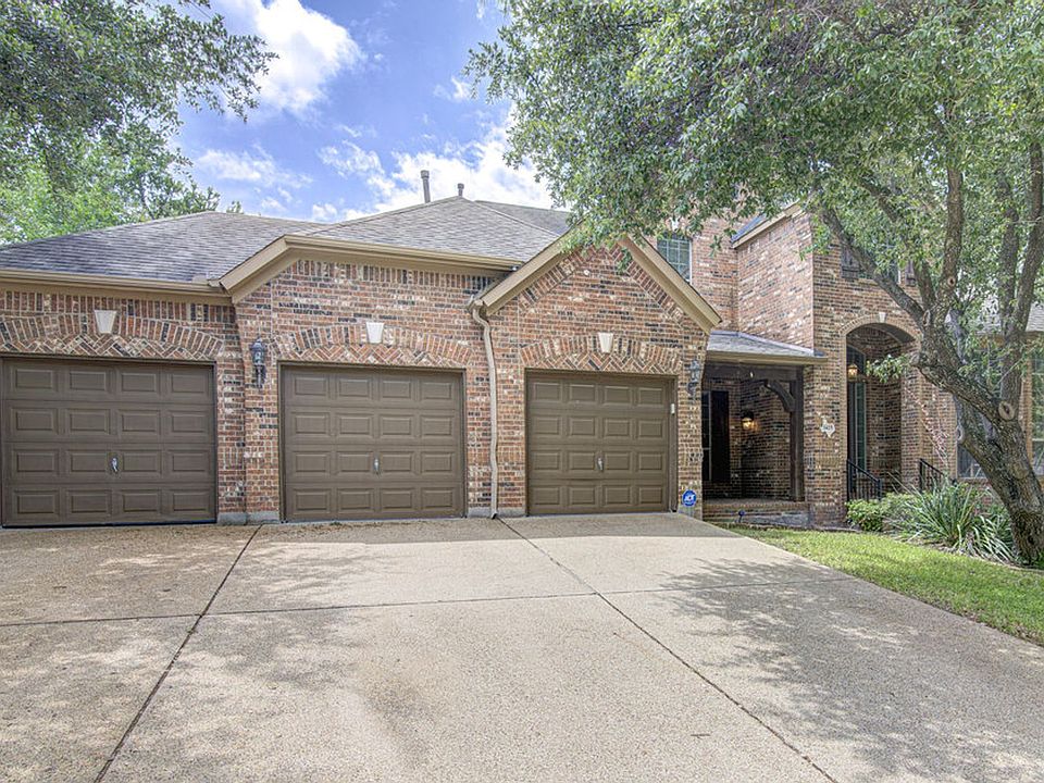 1st image of 1425 River Forest Dr