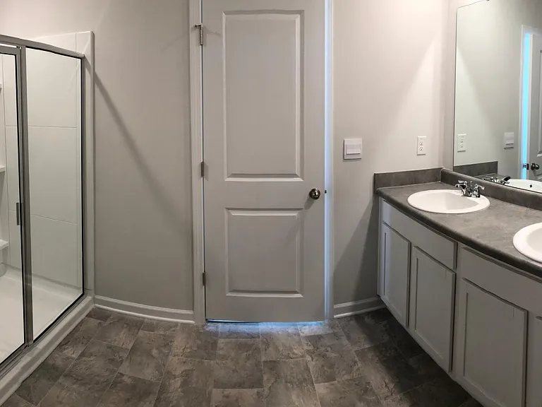 318 Bisham Ct — Photo 6