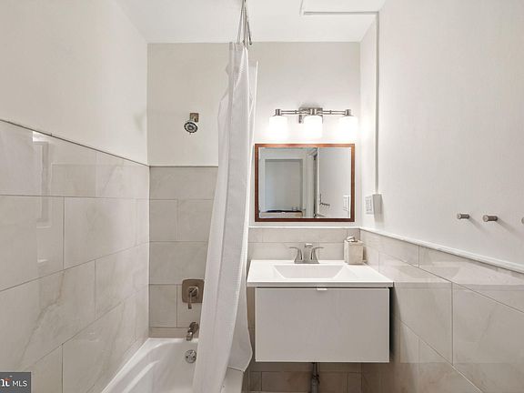 4th image of 2601 Pennsylvania Ave APT 249