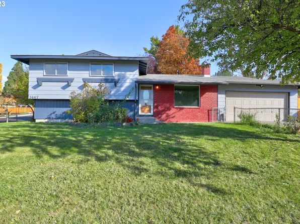 3447 Royal Crest Dr, The Dalles, OR 97058