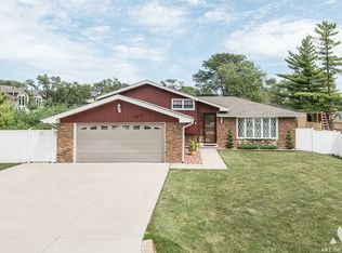 10205 S 84th Ave, Palos Hills, IL