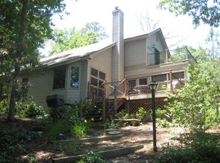 967 Steamboat Ln, Heathsville, VA 22473