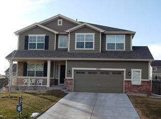 829 Mapleton Ct, Castle Rock, CO 80104