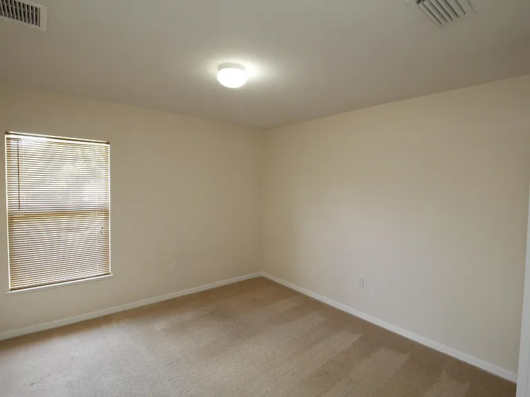 885 Tavernier Cir NE — Photo 14