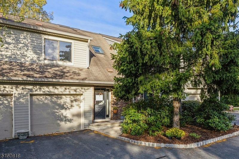 27 Spruce Run, Ramsey, NJ 07446 Zillow