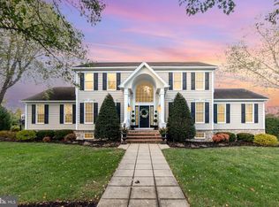 1 Bridgeport Dr, Mechanicsburg, PA 17050