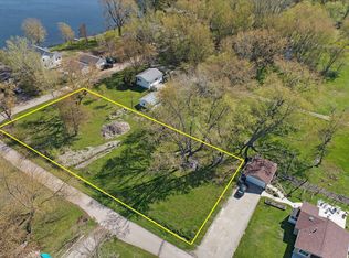 26943 N Grace St, Wauconda, IL 60084