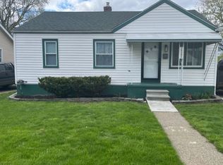 26091 Blumfield St, Roseville, MI 48066