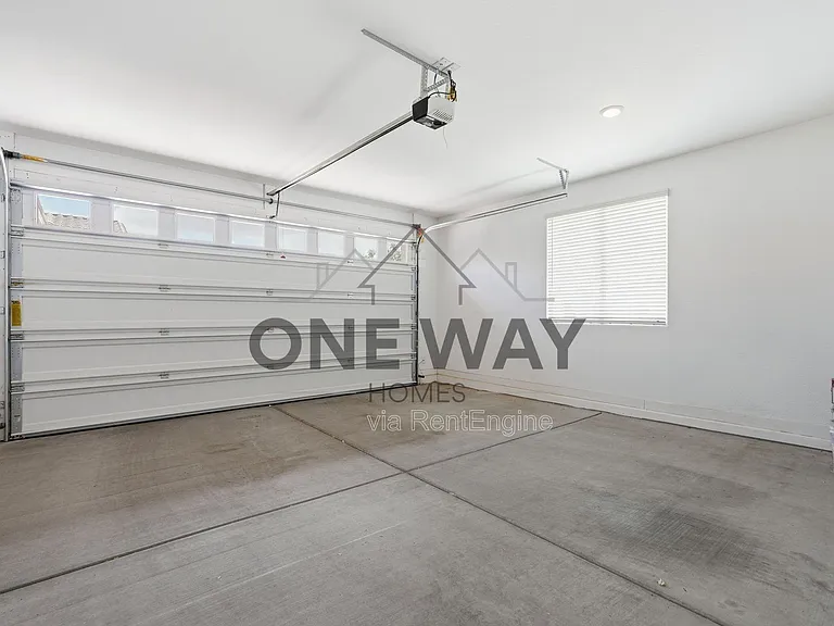 9836 E Red Giant Dr — Photo 36
