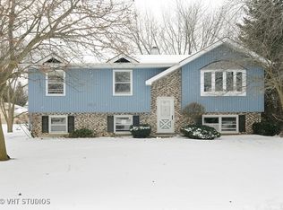3517 Dorchester Ave, Gurnee, IL 60031