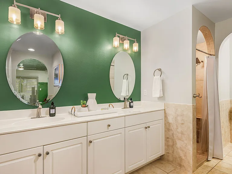 3015 SW 9th Ave — Photo 8