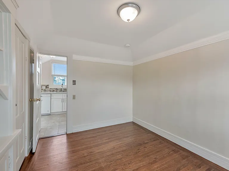 4118 Moraga St — Photo 13