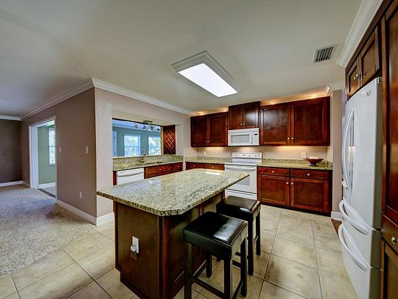 5th image of 1877 Sandbar Dr