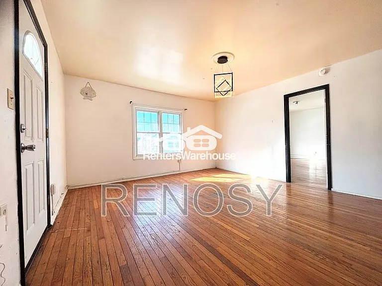 1171 21st St #2 — Photo 2