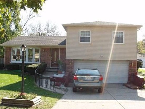 3 Bed 1.5 Bath - Must See!