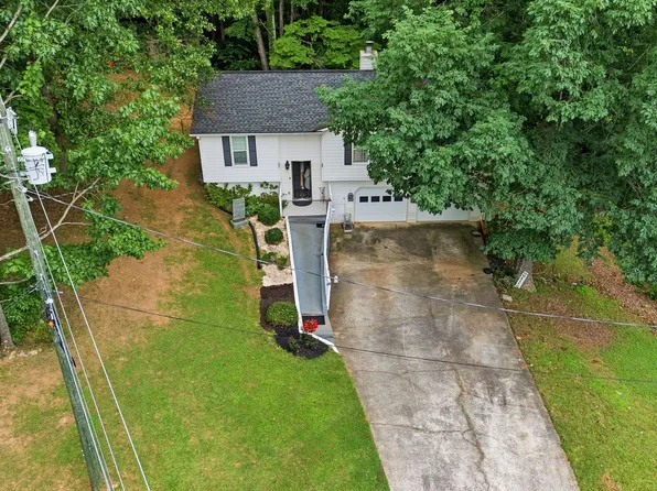 40 Cade Ct, Dallas, GA 30157