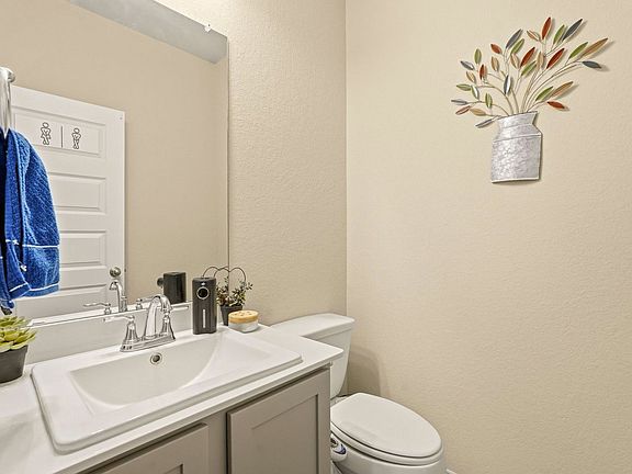 4th image of 812 Coronado Terrace Ln
