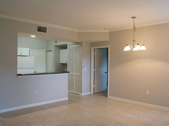 Family Room / Dining