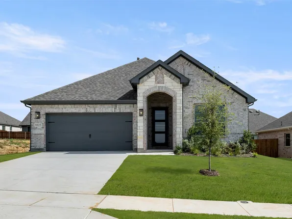 6925 Freight Train Ln, Fort Worth, TX 76123