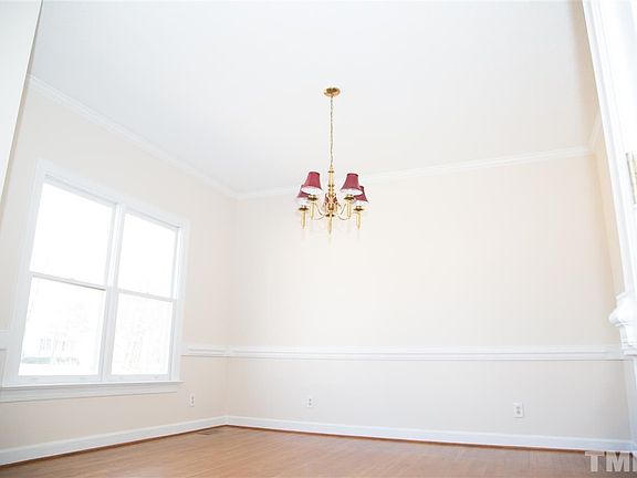 2nd image of 216 Woodfield Dr