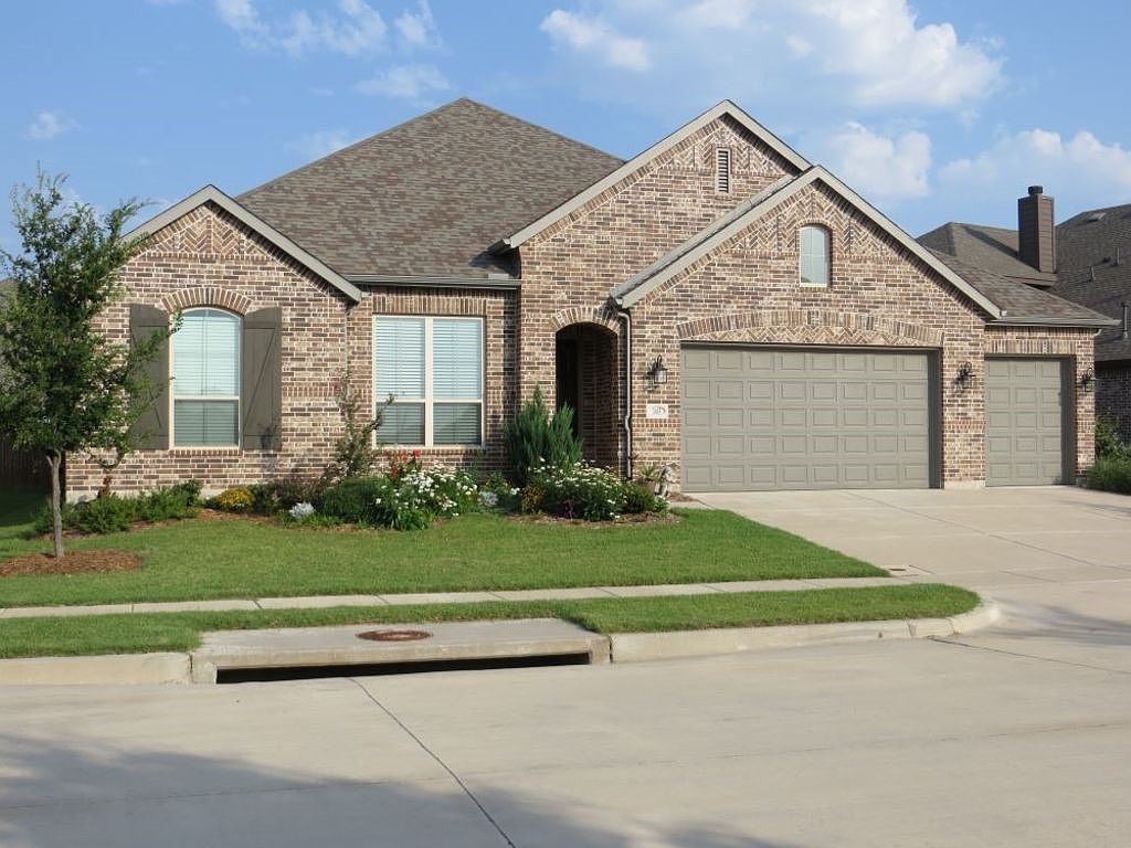 2605 Stallion Trl Aubrey TX 76227 Zillow