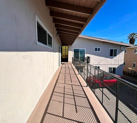 4th image of 236 E Navilla Pl