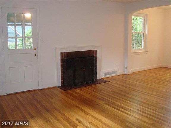 2nd image of 10406 Muir Pl