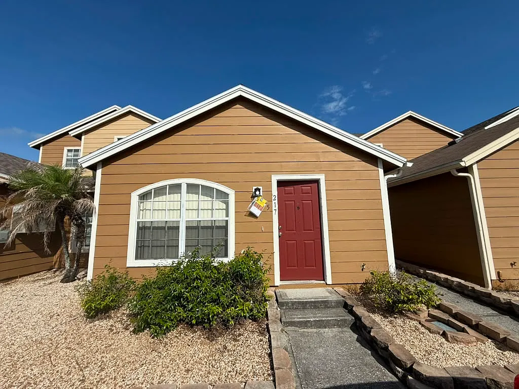 1 bed, 600 sqft, $1,100 — Photo 1