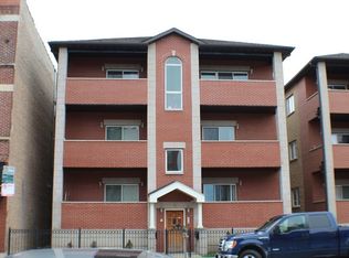 705 W 31st St APT 2E, Chicago, IL