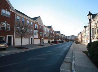 967 Glenwood Station Ln, Charlottesville, VA 22901