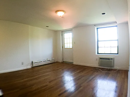 Rented by Francine Realty | media 17