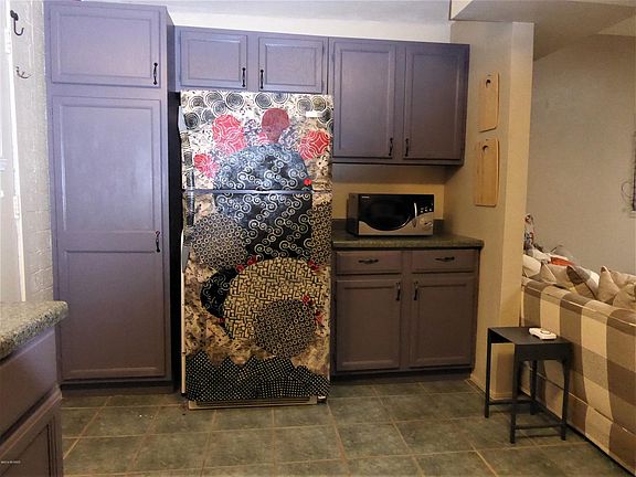 Lots of Cabinets