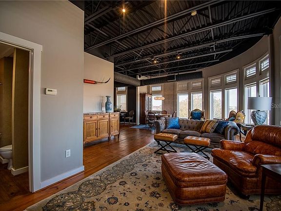5th image of 125 Kentucky Ave N #501