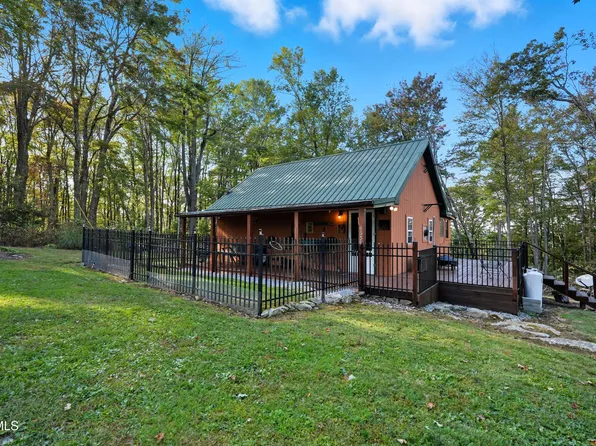 4654 Sentry Rd, Big Stone Gap, VA 24219