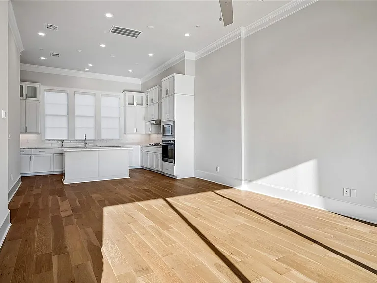 6005 Laurel Ln — Photo 14