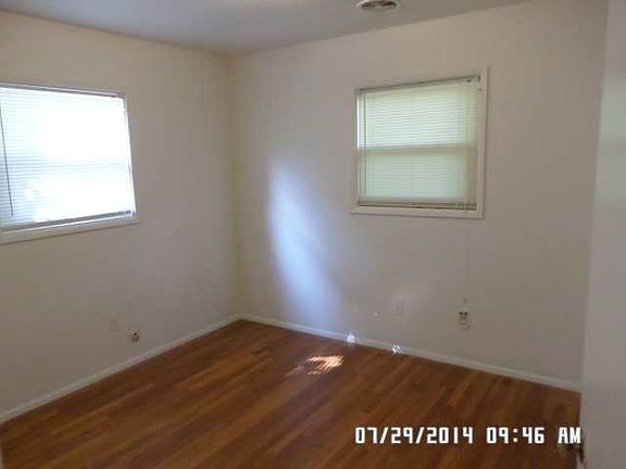 4th image of 311 Sunset Blvd #1