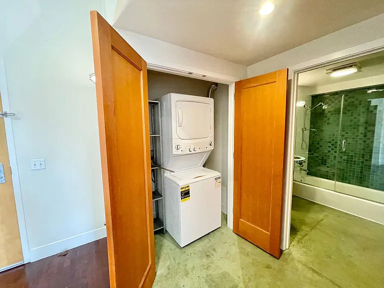 200 Townsend St #32 — Photo 15