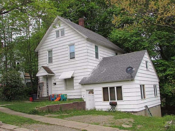 3rd image of 308 Stowe St