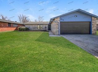 512 Annawood Dr, Yukon, OK 73099