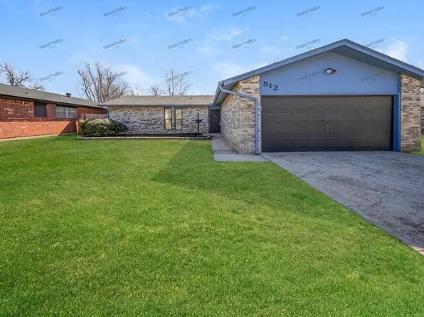 512 Annawood Dr, Yukon, OK 73099