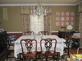 3rd image of 1168 Laurel Pl