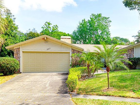 3rd image of 1497 Pinegrove Ln