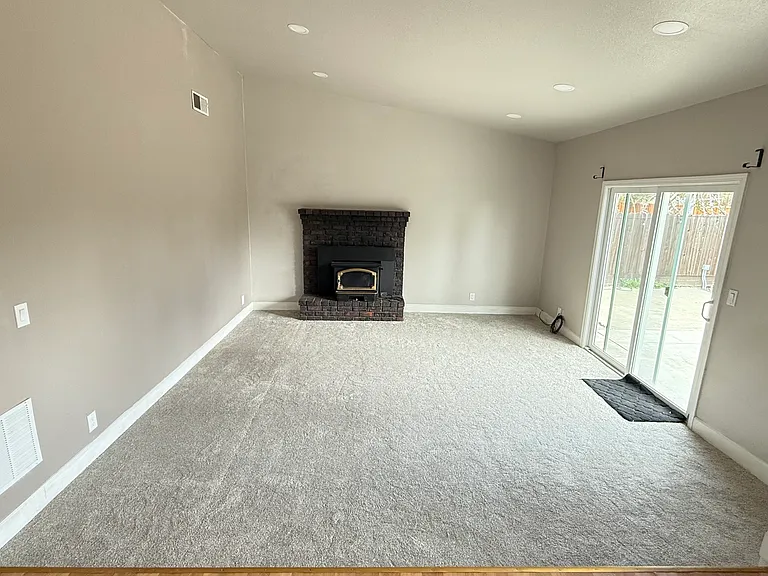5243 Wisteria Way — Photo 10
