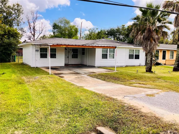 5711 Fm 2004 Rd, Hitchcock, TX 77563