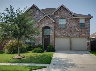 513 Goldstone Ln, Fort Worth, TX 76131