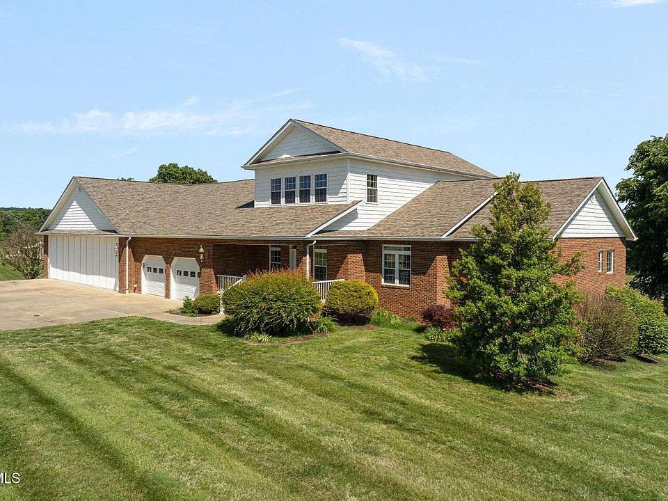 1st image of 101 Kitty Hawk Dr