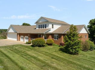 101 Kitty Hawk Dr, Chuckey, TN 37641