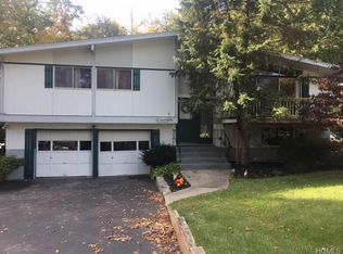 21 Fawn Ridge Dr, Cortlandt Manor, NY 10567
