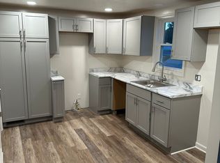 14818 Wayne St, Leo, IN 46765