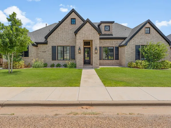 309 N 9th St, Wolfforth, TX 79382